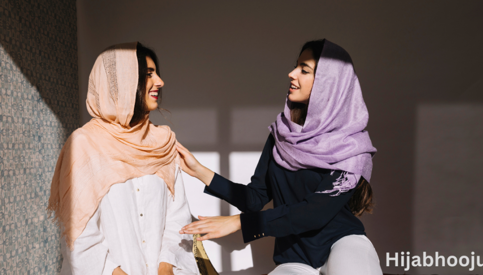 Comparison of Hijabhoojup and traditional hijab with modern and classic designs